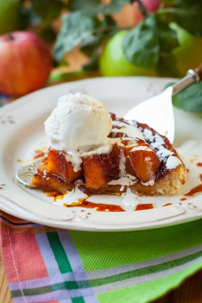 Apfelkuchen Tatin — Stockfoto