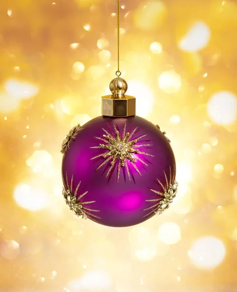 Різдвяний Фіолетовий Золотими Зірками Святковому Фоні Боке Новорічні Прикраси Новорічний — стокове фото