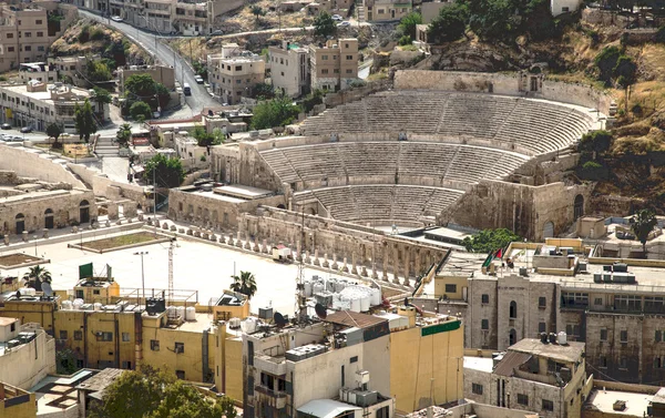 Ancient Roman Amphitheater in Amman, Jordan — Stock Photo, Image