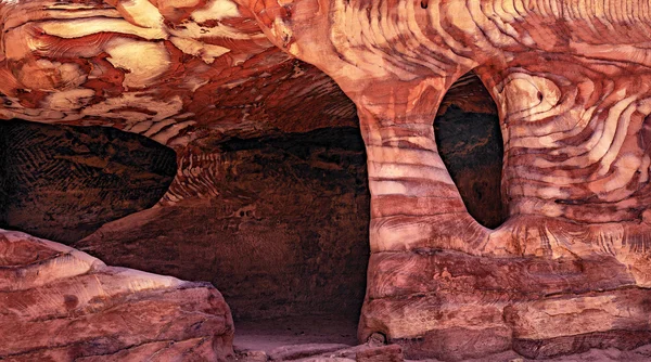 Estrutura de pedra na cidade vermelha de Petra — Fotografia de Stock