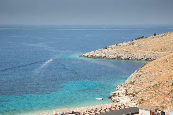 Beach of Albanian sea — Stock Photo, Image