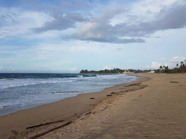 Acqua Marina Oceanica Sulla Spiaggia Guajataca Isabela Puerto Rico — Foto Stock