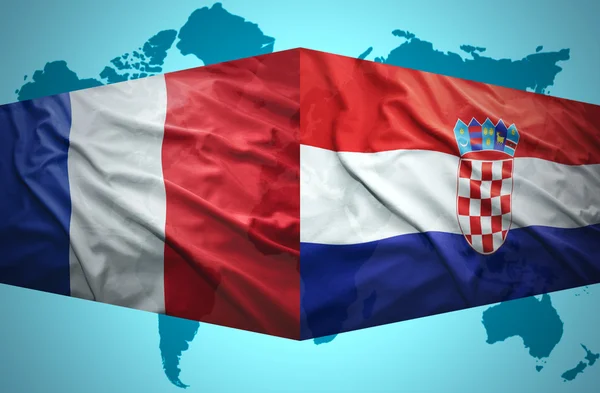 Wymachując flagami chorwacki i francuski — Zdjęcie stockowe