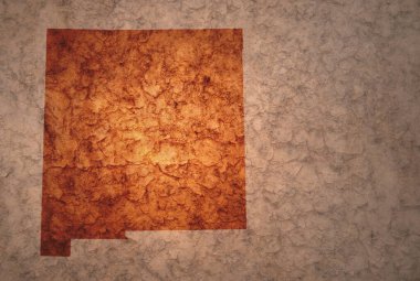 New Mexico eyaletinin haritası eski, eski, eski, çatlak kağıt arka planda.