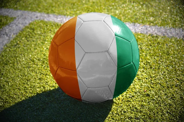 Ballon Football Avec Drapeau National Cote Divoire Trouve Sur Terrain — Photo