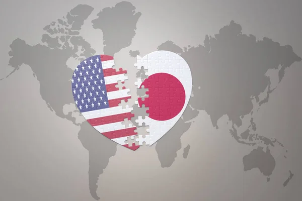 Серце Головоломка Національним Прапором Єднаних Держав Америки Японії Фоні Карти — стокове фото