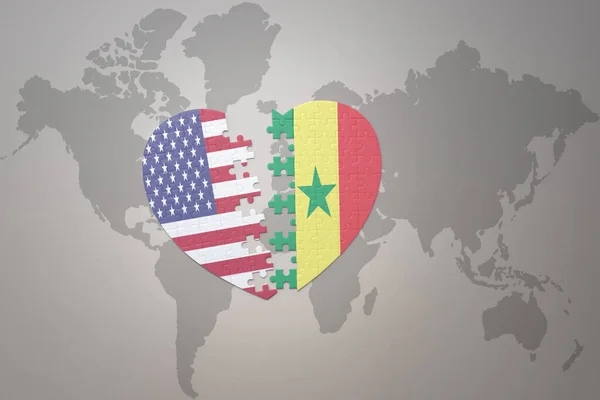 Amerika Birleşik Devletleri Ulusal Bayrağı Senegal Bulmaca Kalbi Dünya Haritası — Stok fotoğraf