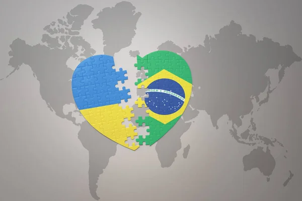 Coração Quebra Cabeça Com Bandeira Nacional Ucrânia Brasil Fundo Mapa — Fotografia de Stock