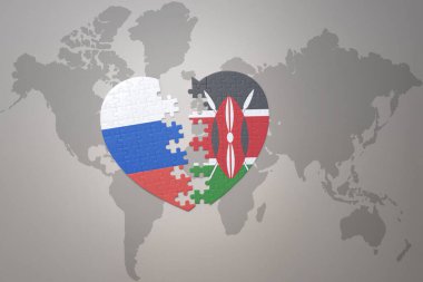 Rusya ve Kenya 'nın ulusal bayrağını taşıyan yapboz kalp dünya haritası arka planında. Kavram. 3B illüstrasyon