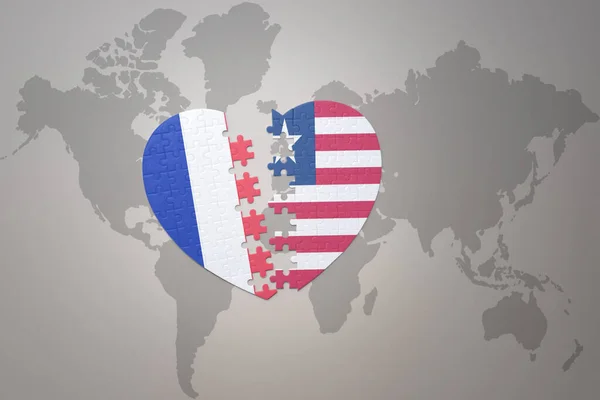 Серце Головоломка Національним Прапором Франції Ліберії Фоні Карти Світу Поняття — стокове фото