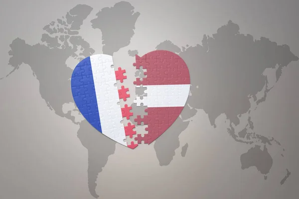 Corazón Del Rompecabezas Con Bandera Nacional Francia Latvia Fondo Del —  Fotos de Stock