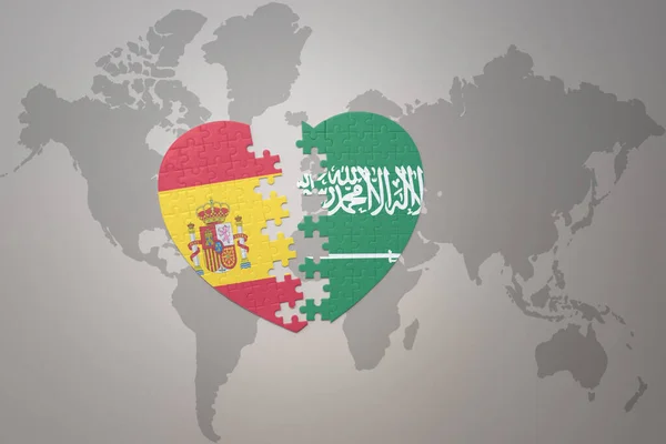 Серце Головоломка Національним Прапором Саудівської Аравії Іспанії Фоні Карти Світу — стокове фото