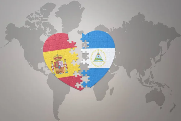 在世界地图的背景上 用尼古丁和西班牙国旗迷惑人心 3D插图 — 图库照片