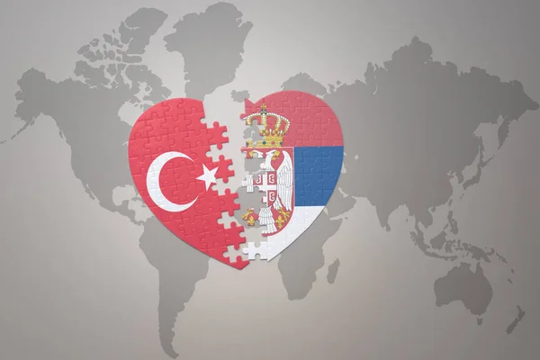 Puzzle Cuore Con Bandiera Nazionale Tacchino Serbia Uno Sfondo Mappa — Foto Stock