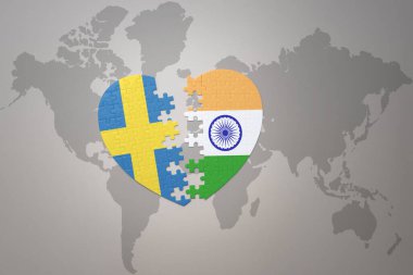 Dünya haritasında İsveç ve Hindistan 'ın ulusal bayrağı olan bir yapboz kalbi. Kavram. 3B illüstrasyon