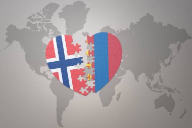 Norveç ve Moğolistan 'ın ulusal bayrağını taşıyan bir yapboz kalbi dünya haritası arka planında. Kavram. 3B illüstrasyon