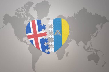 Kanarya adalarının ulusal bayrağı ve dünya haritasının arka planında İzlanda 'nın yapboz kalbi. Kavram. 3B illüstrasyon