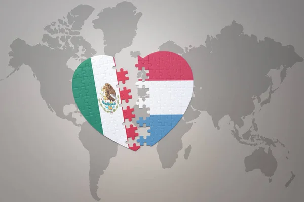 Pussel Hjärta Med Den Nationella Flaggan Luxembourg Och Mexico Världskarta — Stockfoto