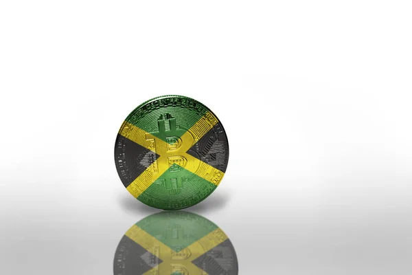 Bitcoin Национальным Флагом Ямайки Белом Фоне Концепция Майнинга Bitcoin Иллюстрация — стоковое фото