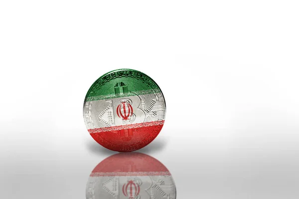 Bitcoin Con Bandiera Nazionale Iran Sullo Sfondo Bianco Bitcoin Concetto — Foto Stock