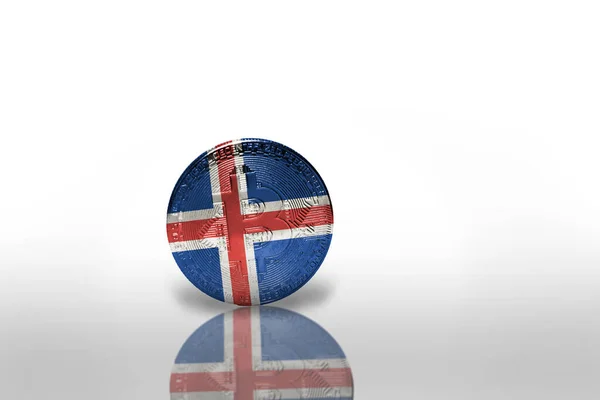 Bitcoin Mit Der Isländischen Nationalflagge Auf Weißem Hintergrund Bitcoin Mining — Stockfoto