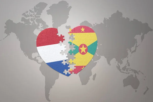 在世界地图的背景上 用俄罗斯的国旗和荷兰的国旗拼凑人心 3D插图 — 图库照片