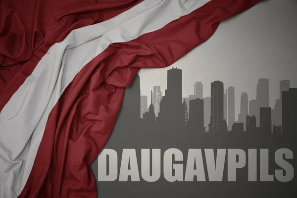 Silhouette Abstraite Ville Avec Texte Daugavpils Près Agitant Drapeau National — Photo