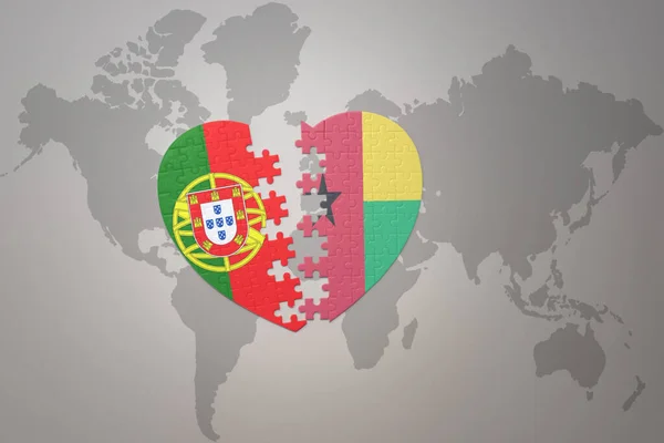 Coração Quebra Cabeça Com Bandeira Nacional Portugal Guiné Bissau Mapa — Fotografia de Stock