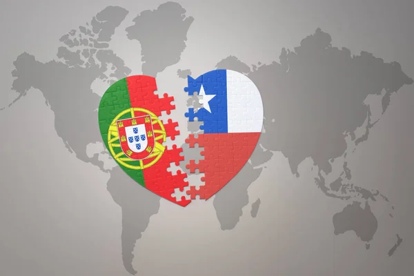 Corazón Del Rompecabezas Con Bandera Nacional Portugal Chile Fondo Mapa —  Fotos de Stock