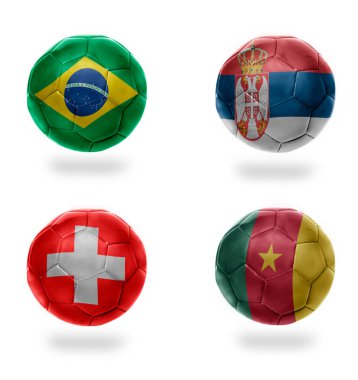 Grup olarak. Brezilya, Sırbistan, İsviçre, Kamerun ve futbol takımlarının bayraklı gerçekçi futbol topları. 3B illüstrasyon