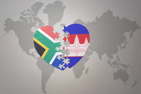 在世界地图的背景上与南非国旗和寒武纪国旗拼凑在一起 3D插图 — 图库照片