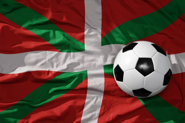 Velho Bola Futebol Vintage Bandeira Nacional Ondulante Fundo País Basco — Fotografia de Stock