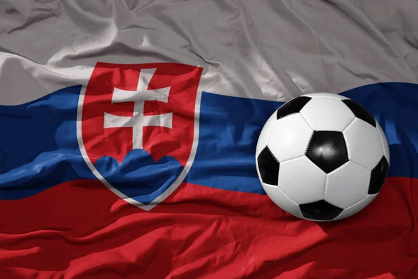 Alter Alter Fußballball Auf Der Wehenden Nationalflagge Der Slowakei Hintergrund — Stockfoto