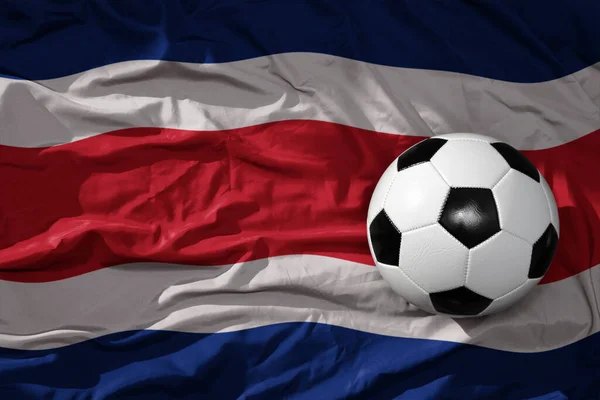 Velho Bola Futebol Vintage Bandeira Nacional Ondulante Costa Rica Fundo — Fotografia de Stock