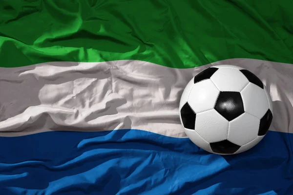 Vieja Pelota Fútbol Vintage Ondulante Bandera Nacional Sierra Leone Background —  Fotos de Stock
