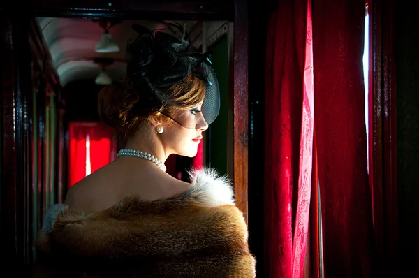 Retro Woman in hat with veil and fox furs — Stock Photo, Image