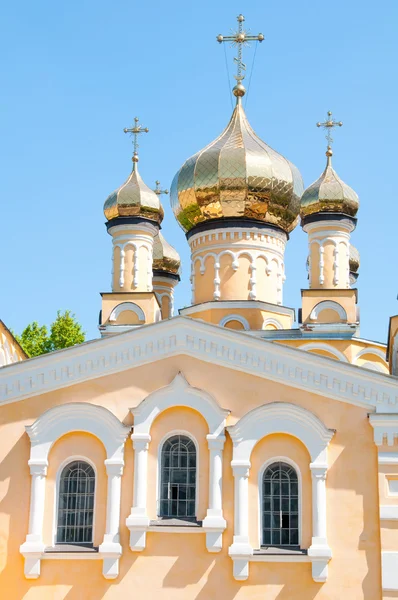 Kiev und Religion. die heilige Kirche der Fürbitte auf solomenko. — Stockfoto
