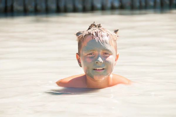 Dead Sea Mud bath Treatment — Stock Photo, Image