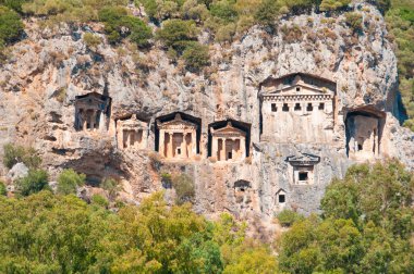 Türk Likya mezar - dağlarda antik mezarlar
