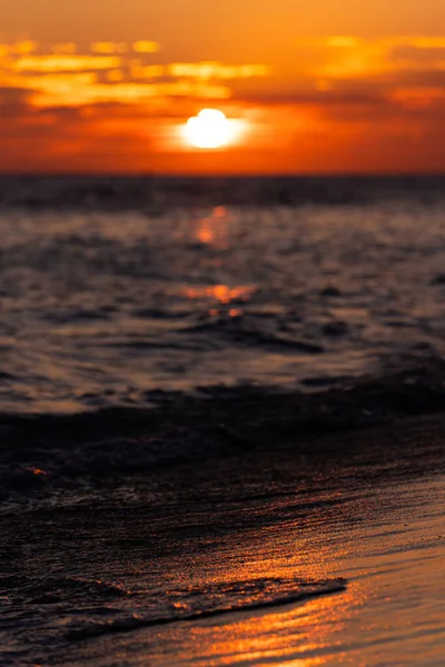 Beautiful View Sea Sky Clouds Sunset Orange Red Dawn Dusk — Stock Photo, Image