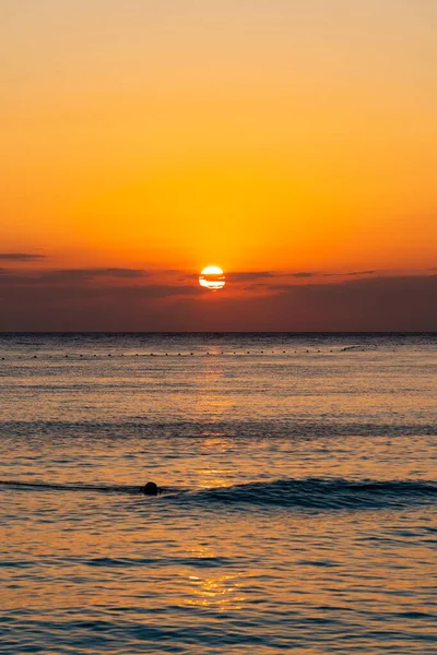 Beautiful View Sea Sky Clouds Sunset Orange Red Dawn Dusk — Stock Photo, Image