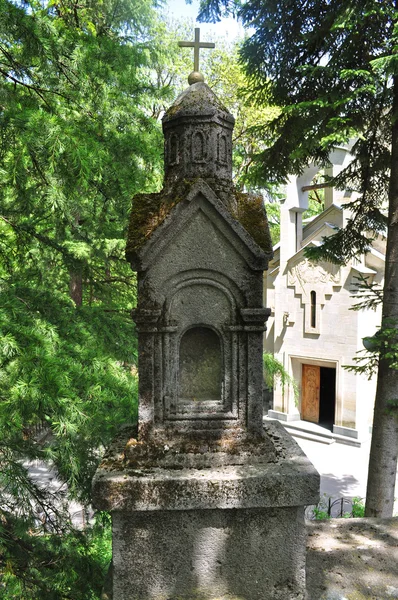 küçük bir kilise resmini