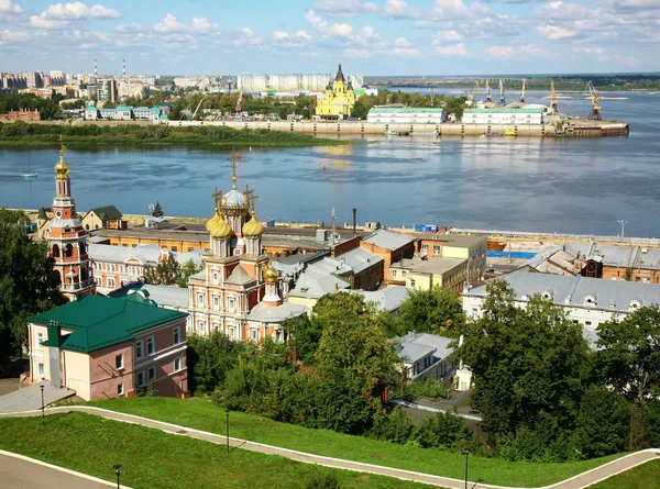 Augusti sommaren syn på natursköna Nizjnij novgorod — Stockfoto