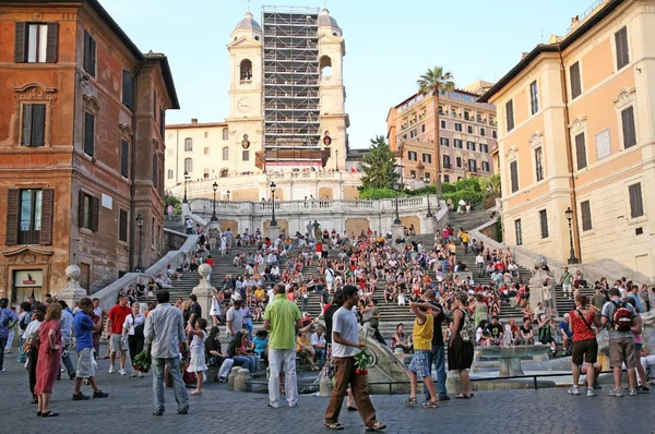 Vista noturna da Escadaria Espanhola em Roma Itália — Fotografia de Stock