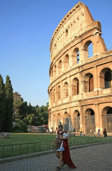 Kväll Visa av colosseum i Rom Italien — Stockfoto