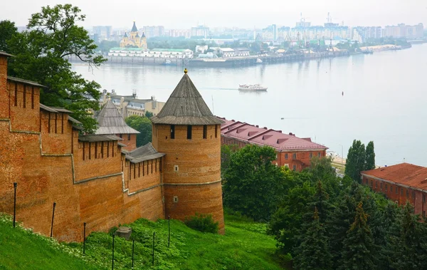Vista de verano del Kremlin Nizhny Novgorod — Foto de Stock
