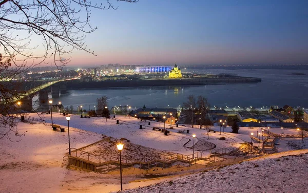 Panorámás Kilátás Éjszaka Nyizsnyij Novgorod Naplementekor Télen — Stock Fotó