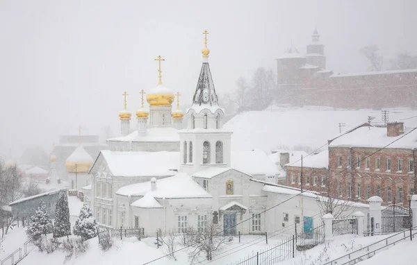 View Winter Orthodox Church Kremlin Nizhny Novgorod Snowstorm — Stock Photo, Image