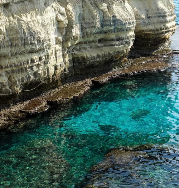 Cor Multi Camadas Intensa Água Cristalina Turquesa Mar Mediterrâneo Lagoa — Fotografia de Stock