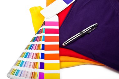 t shirt, renk tablosu ve kalem